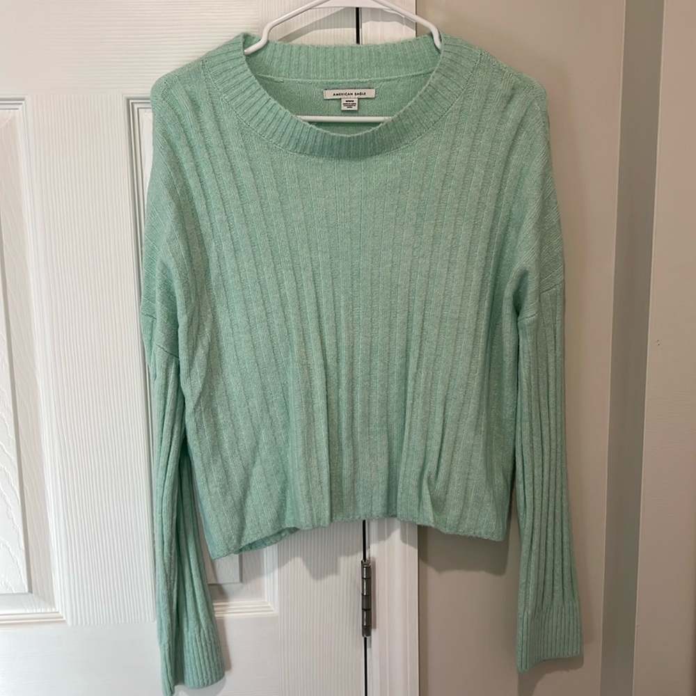 American Eagle mint green sweater. Size medium.